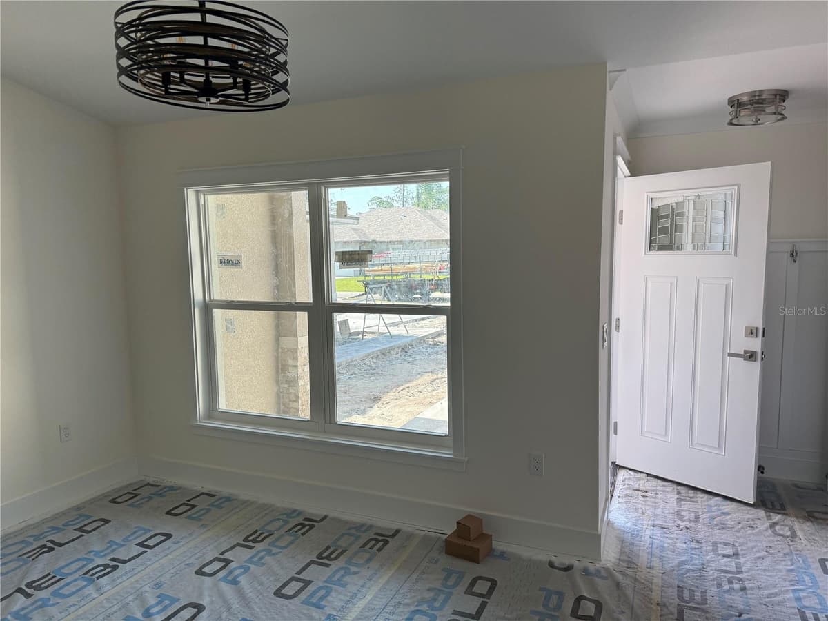 64 EMERSON DRIVE — photo 6 of 8