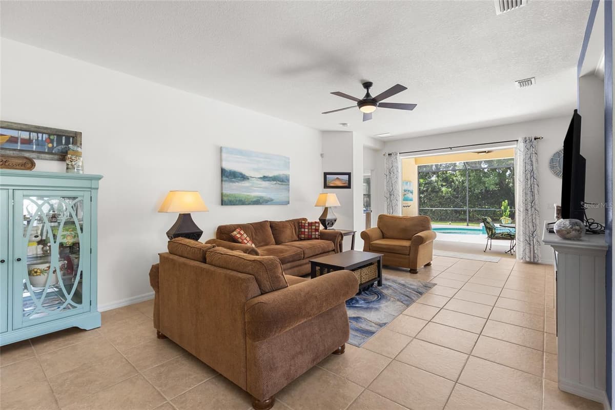 11739 FENNEMORE WAY — photo 9 of 55