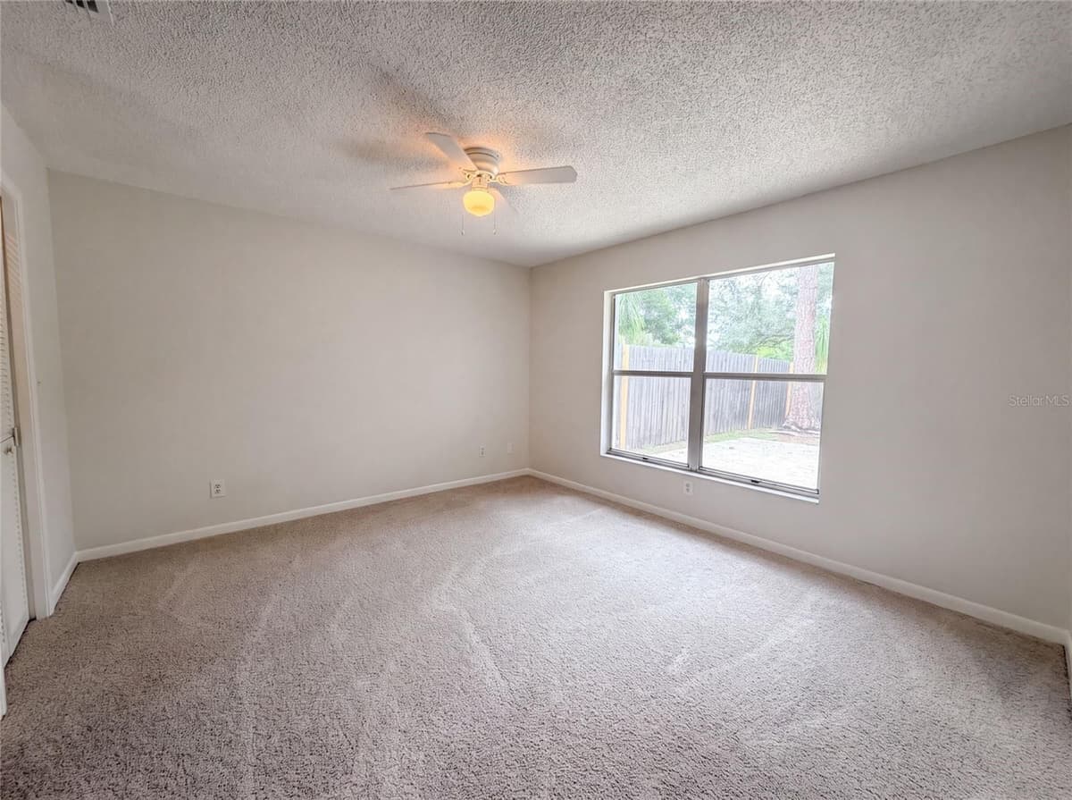 8613 COTTONWAY LANE — photo 10 of 17