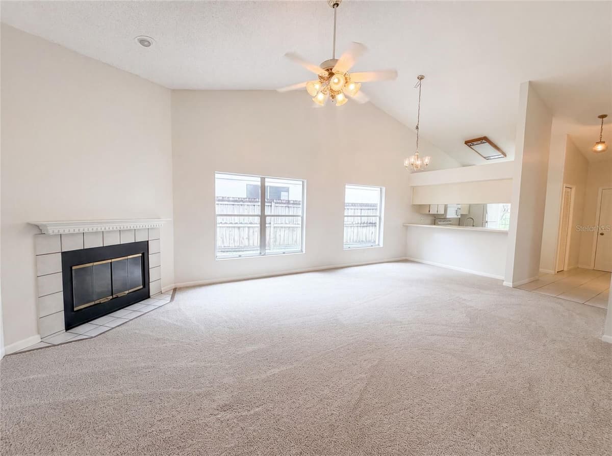 8613 COTTONWAY LANE — photo 6 of 17
