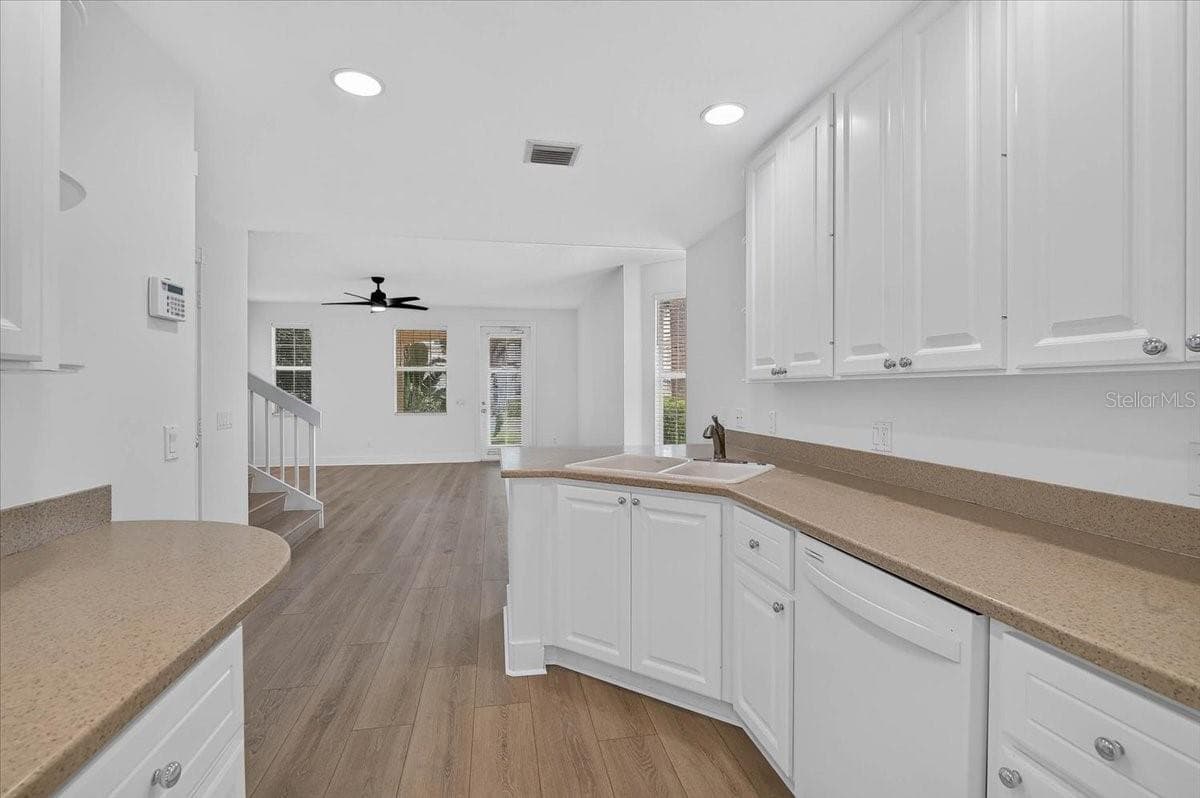 5975 GIARDINO LANE — photo 4 of 37