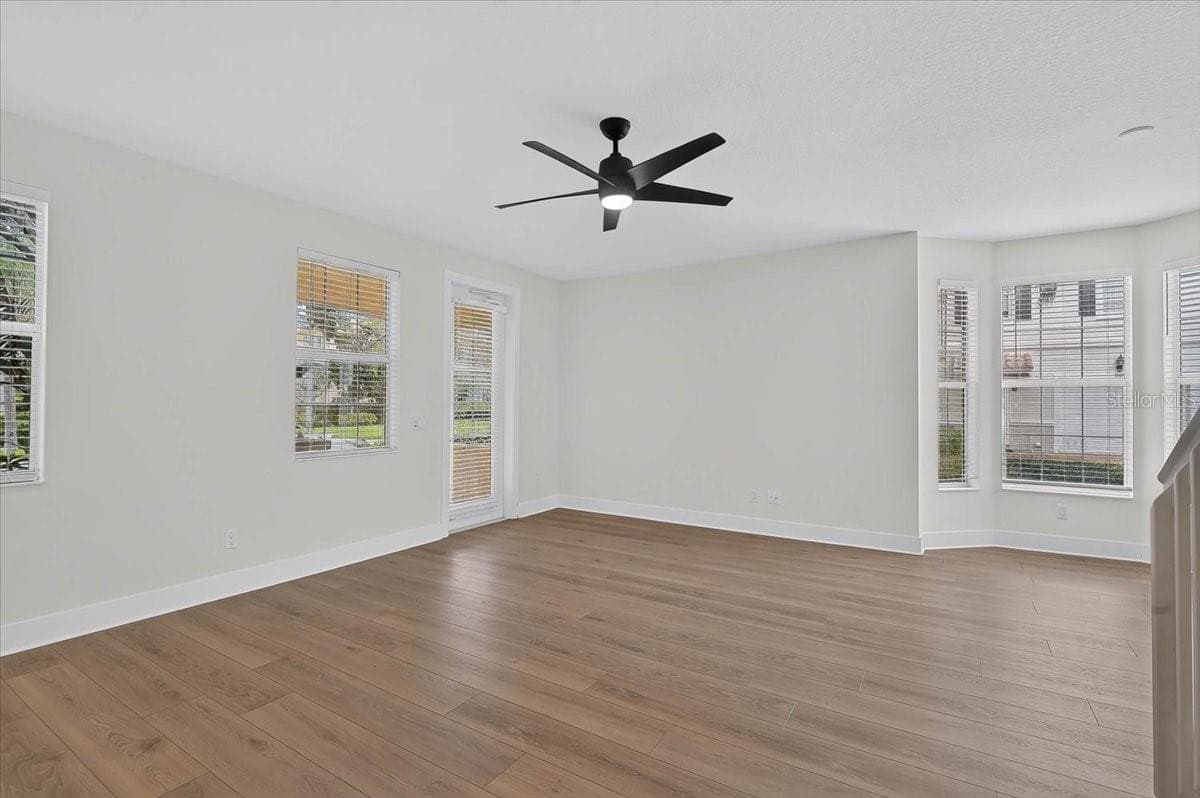 5975 GIARDINO LANE — photo 13 of 37