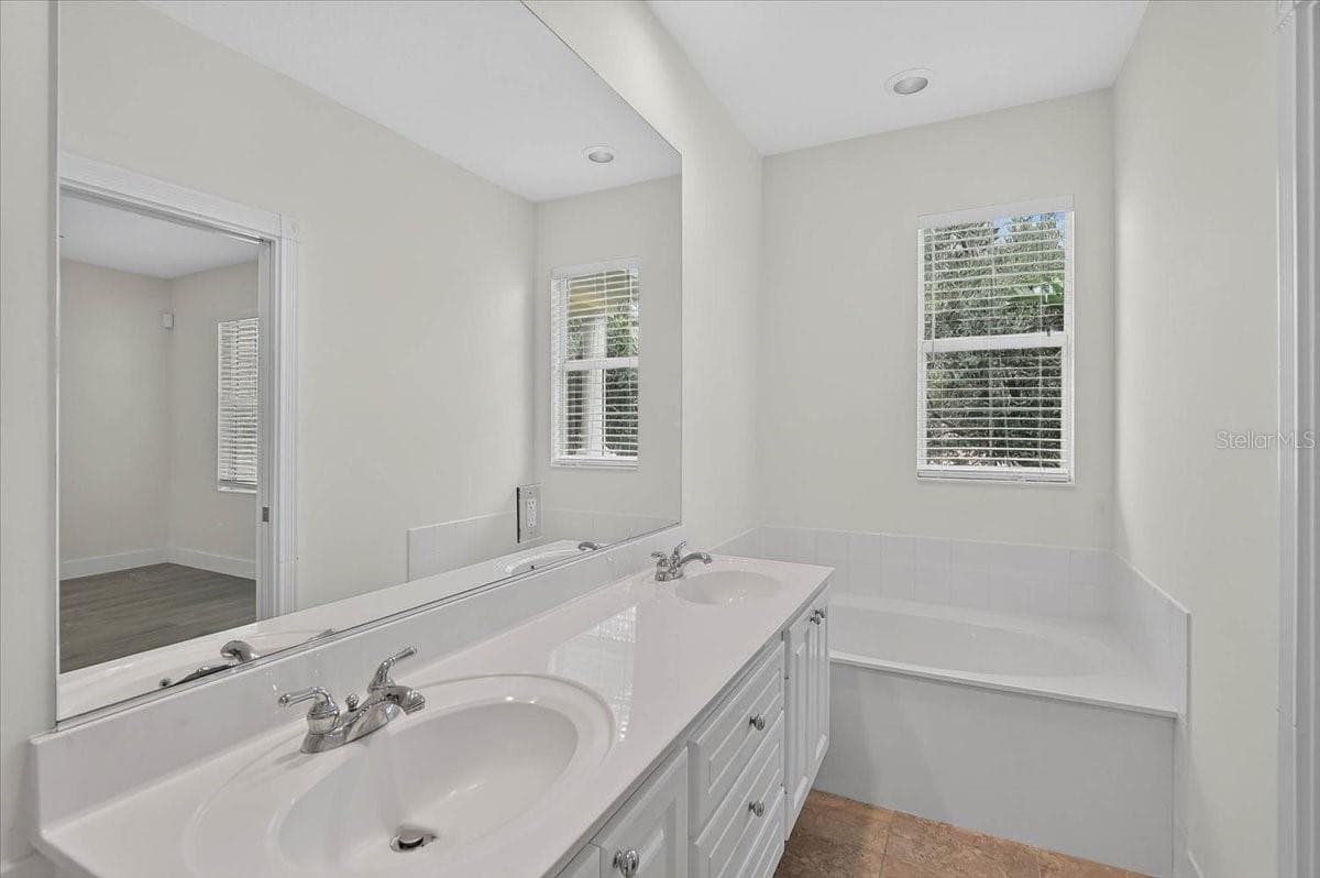 5975 GIARDINO LANE — photo 7 of 37