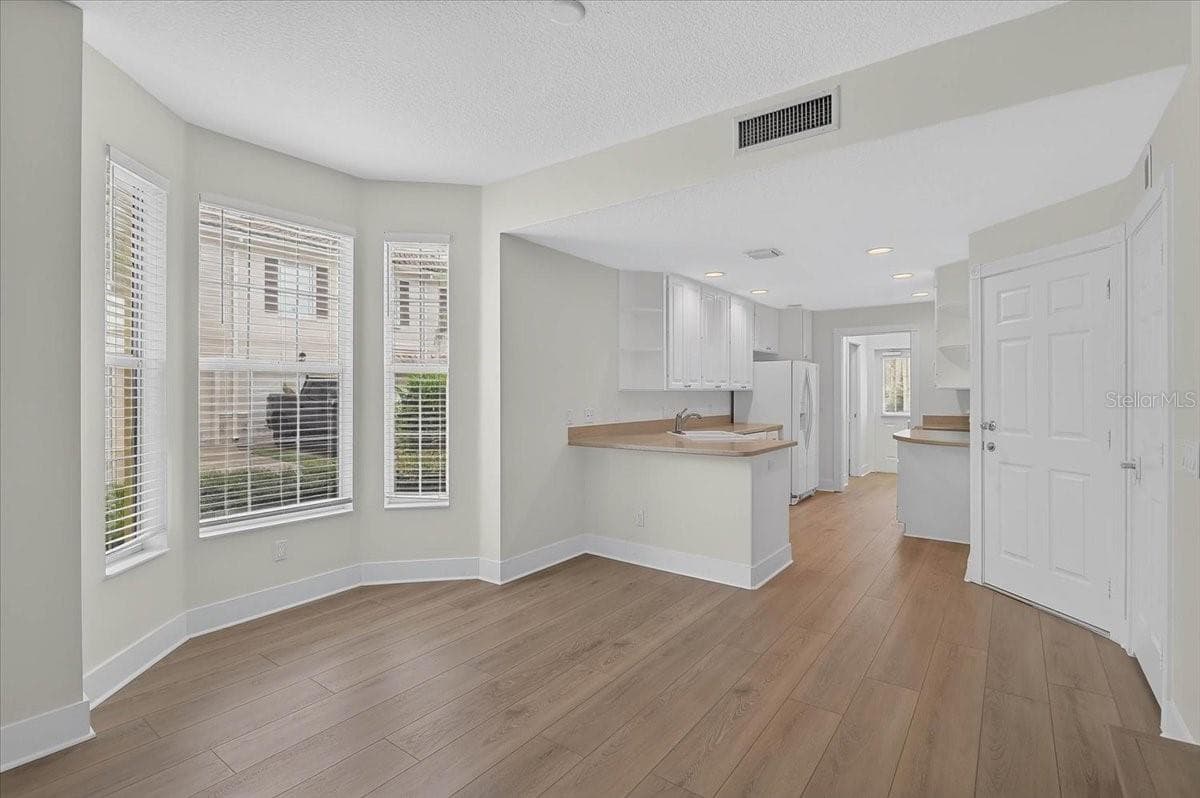 5975 GIARDINO LANE — photo 3 of 37