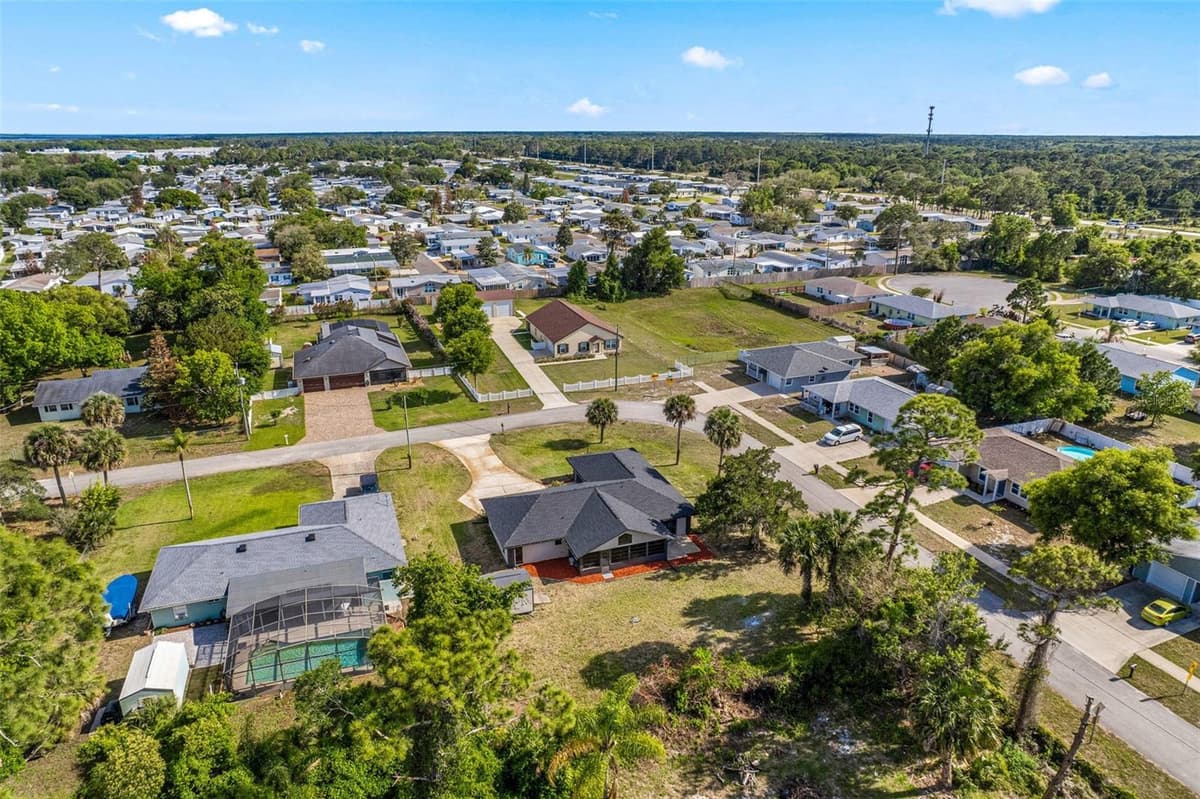 117 POINCIANA ROAD — photo 41 of 68