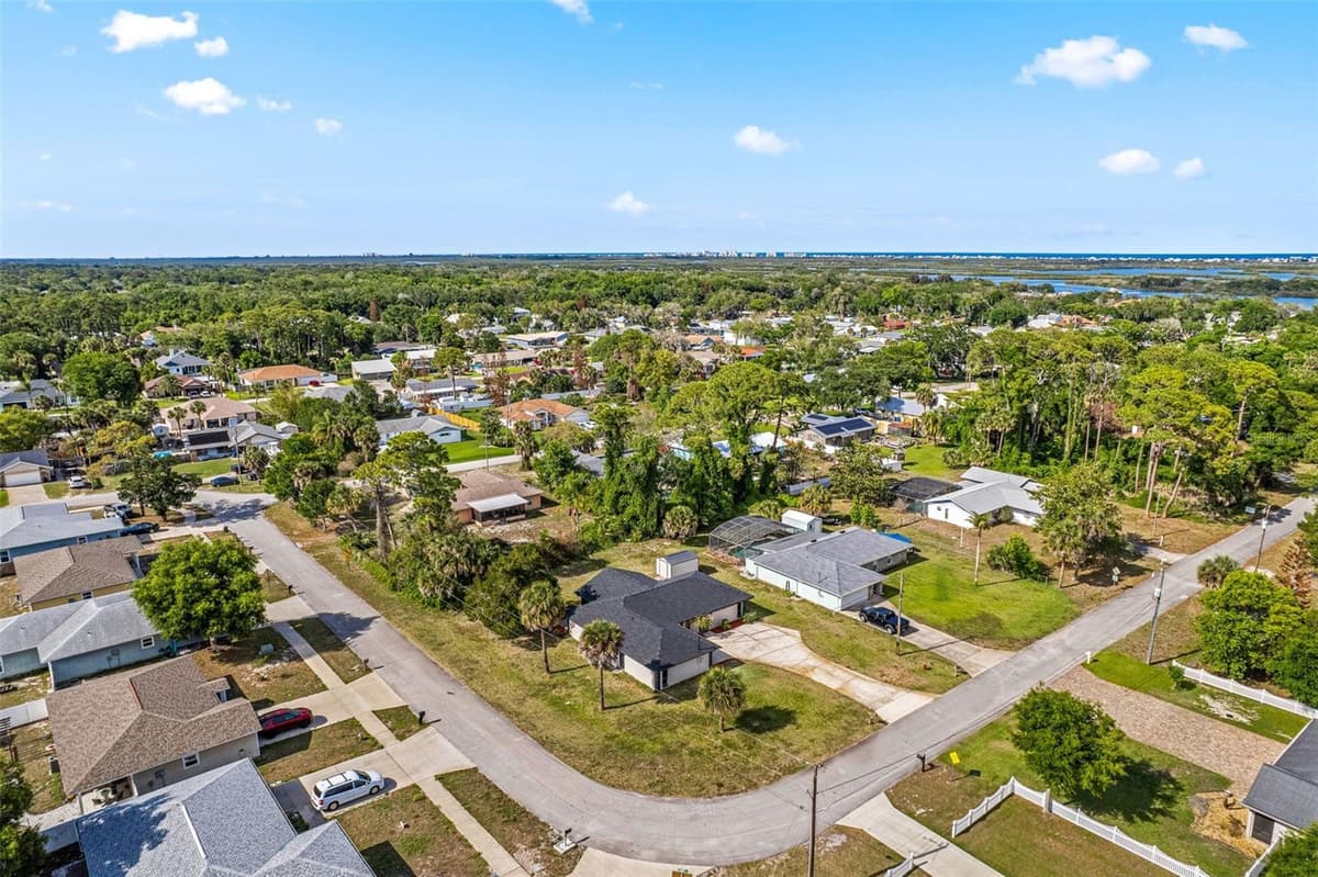 117 POINCIANA ROAD — photo 44 of 68