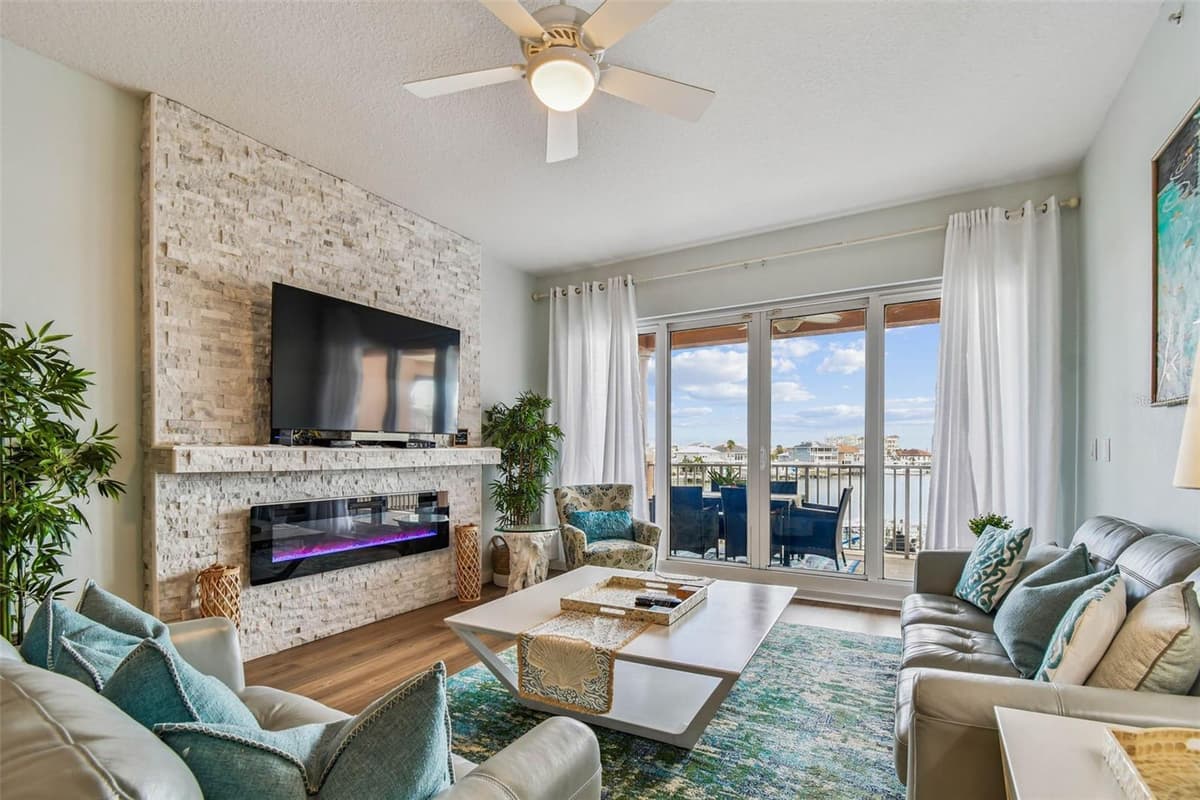 530 GULFVIEW BOULEVARD — photo 8 of 42