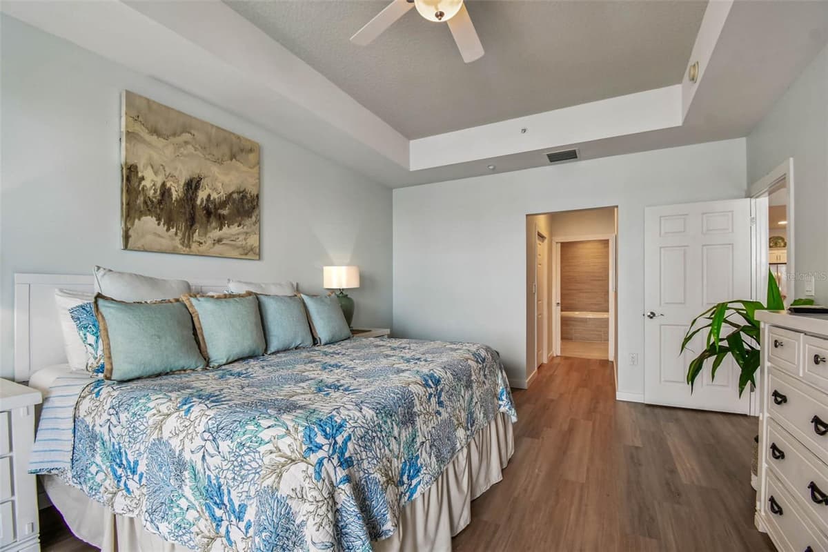 530 GULFVIEW BOULEVARD — photo 15 of 42