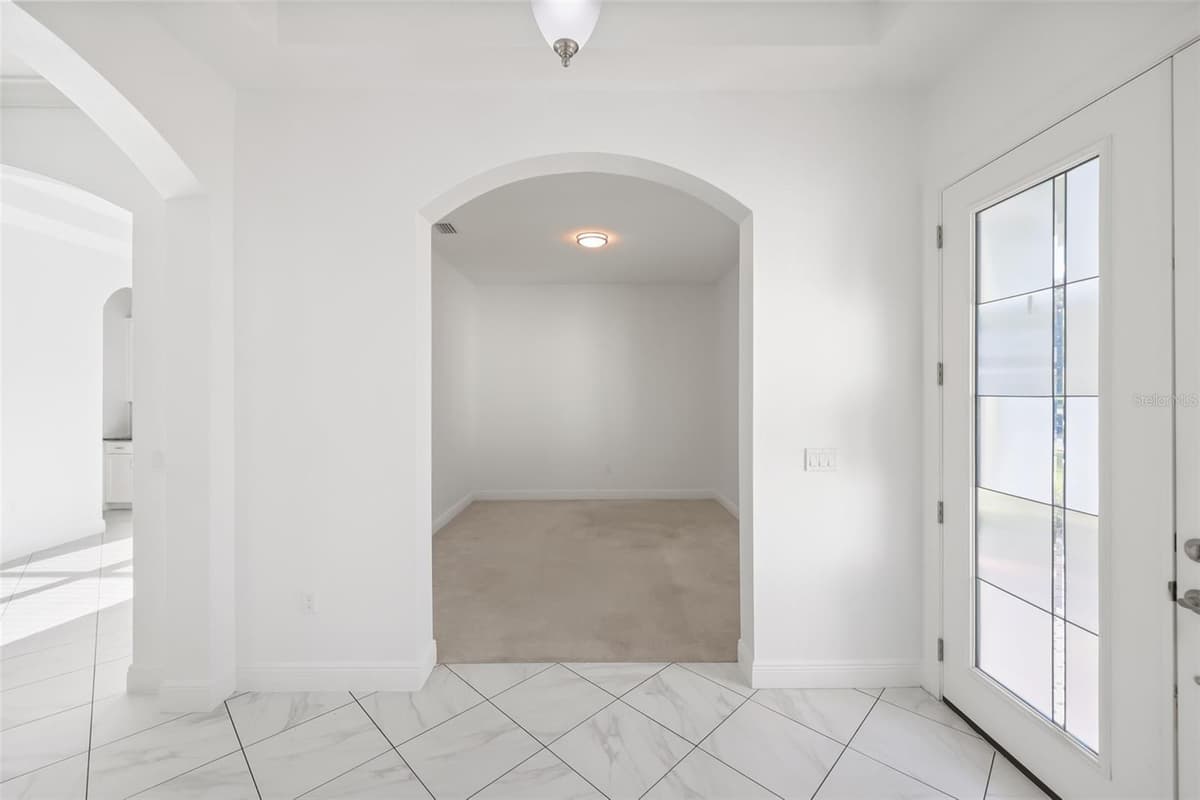 171 BIRCHMONT DRIVE — photo 34 of 52