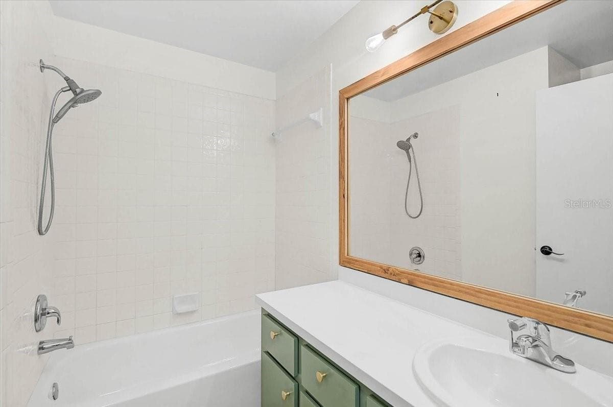 13616 LARAWAY DRIVE — photo 20 of 27