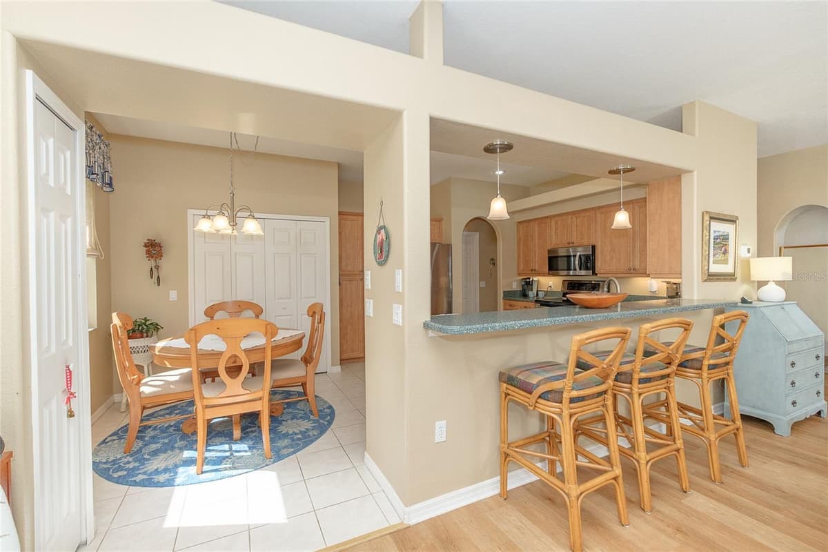 6700 GREENVIEW LANE — photo 12 of 62
