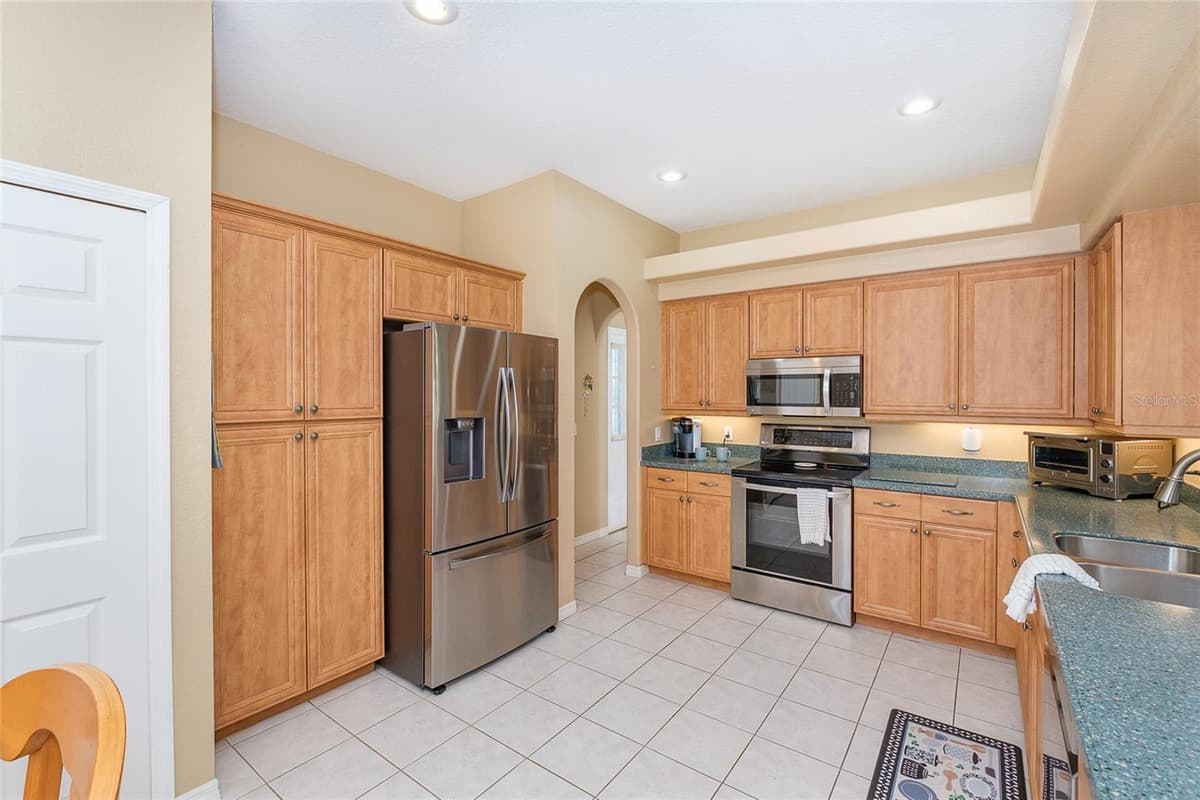 6700 GREENVIEW LANE — photo 13 of 62