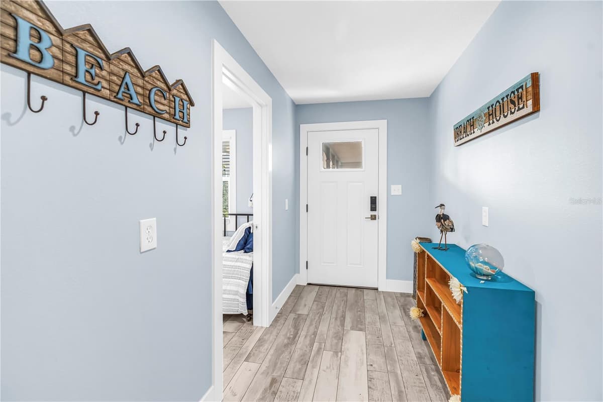 644 72ND AVENUE — photo 38 of 68