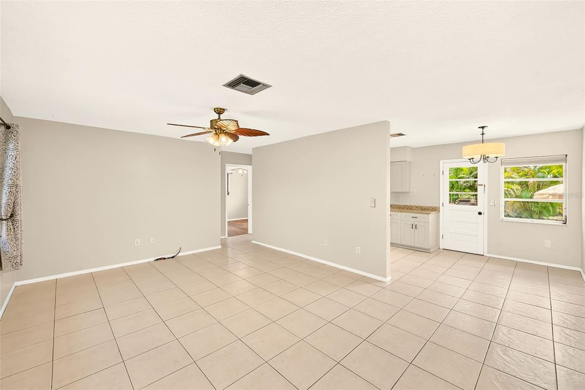 929 BRITTON STREET — photo 7 of 39