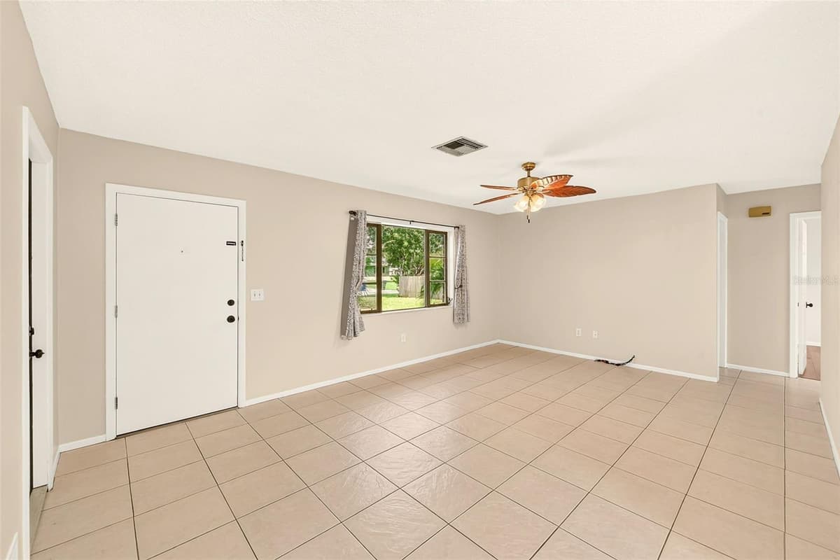 929 BRITTON STREET — photo 6 of 39