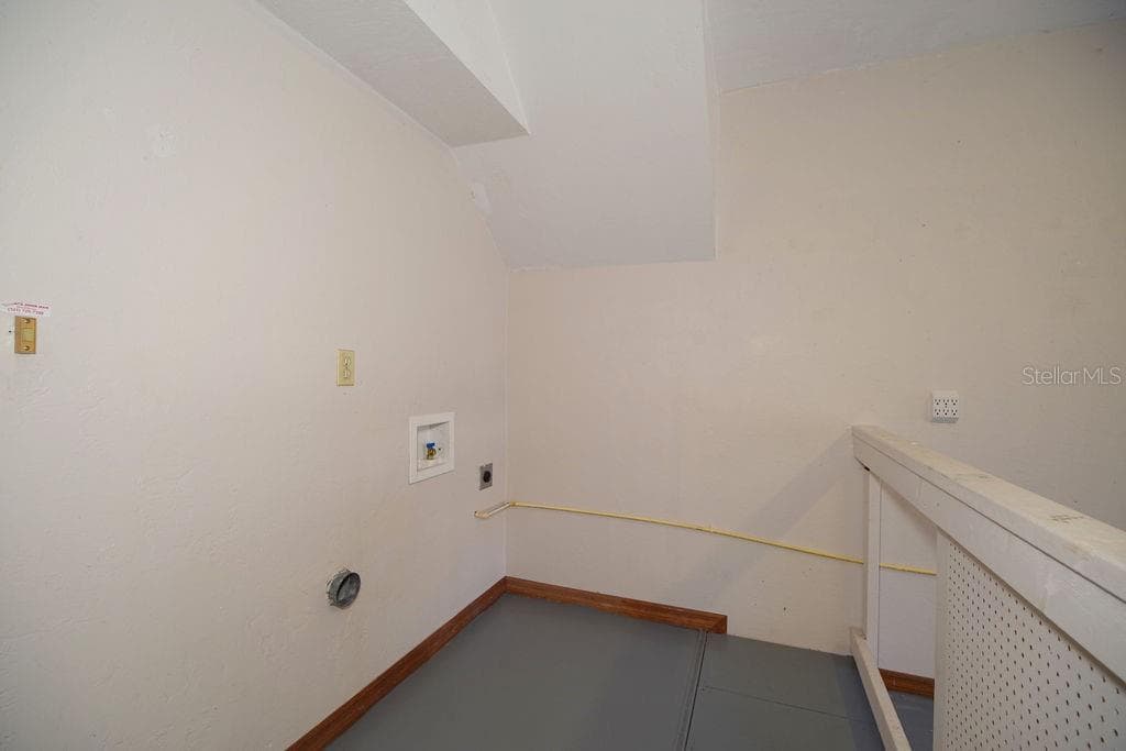630 GREENWOOD MANOR CIRCLE — photo 30 of 46