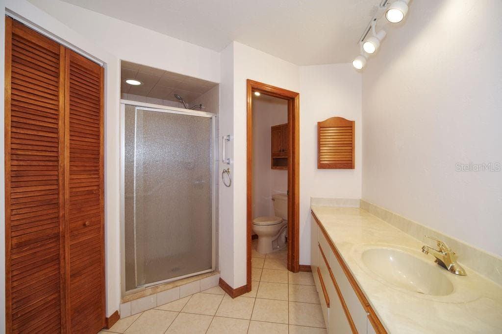 630 GREENWOOD MANOR CIRCLE — photo 21 of 46