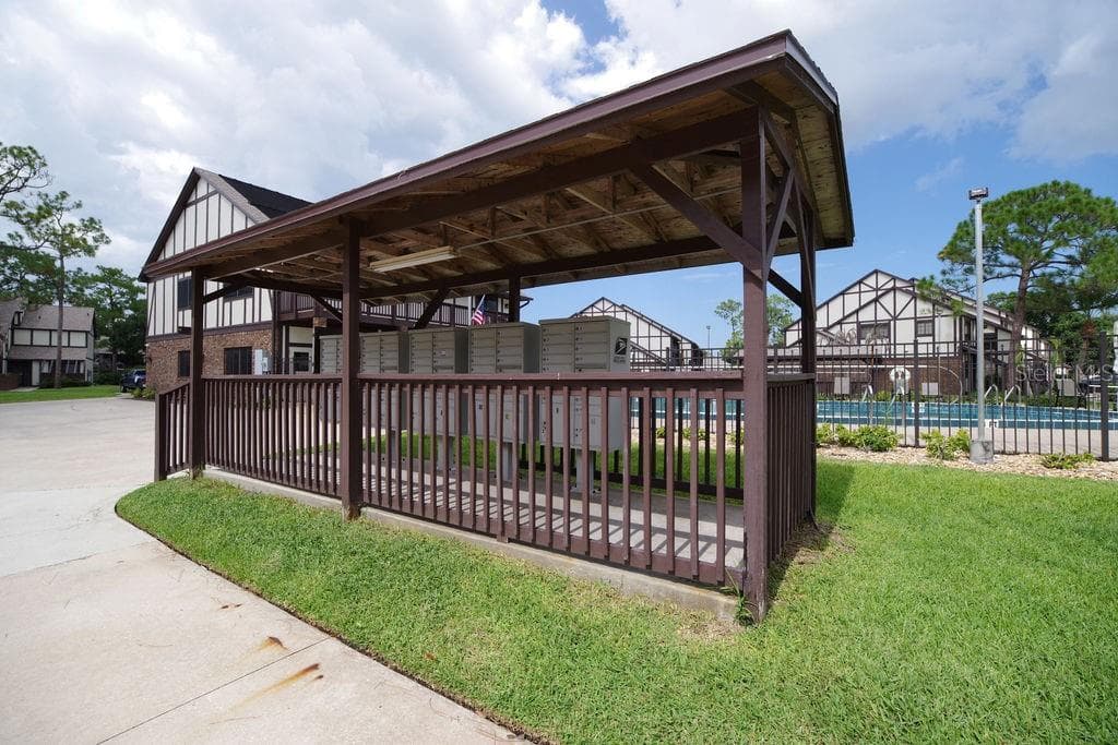 630 GREENWOOD MANOR CIRCLE — photo 44 of 46