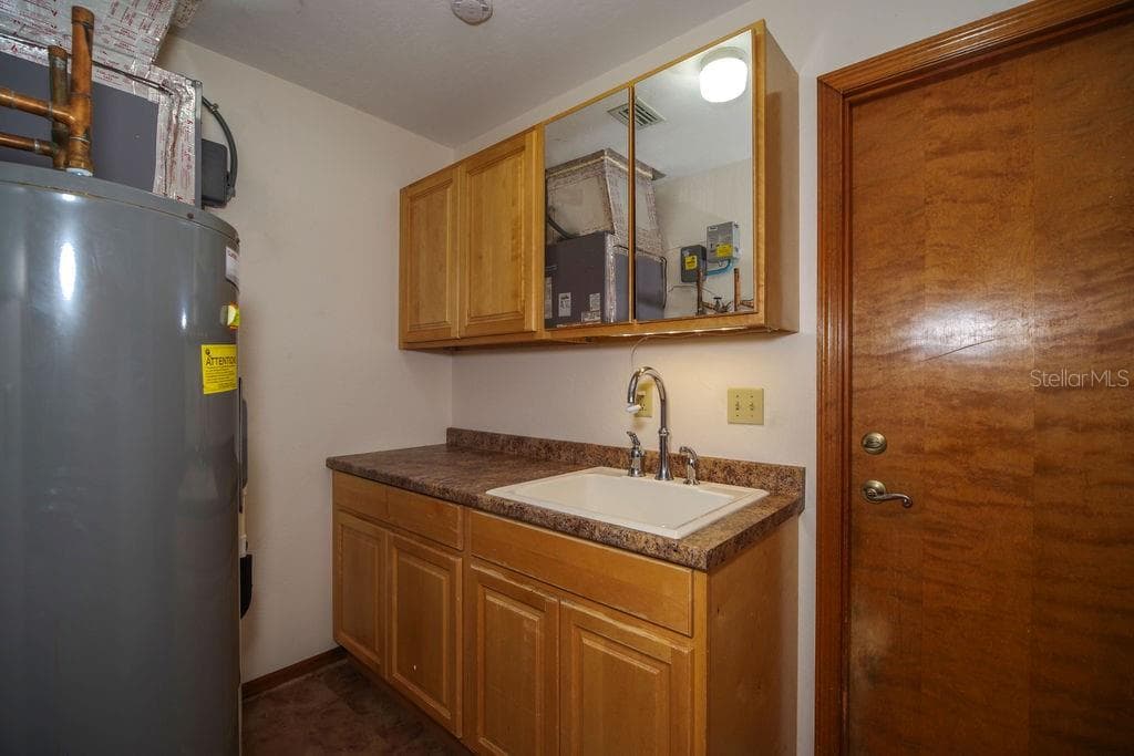 630 GREENWOOD MANOR CIRCLE — photo 29 of 46