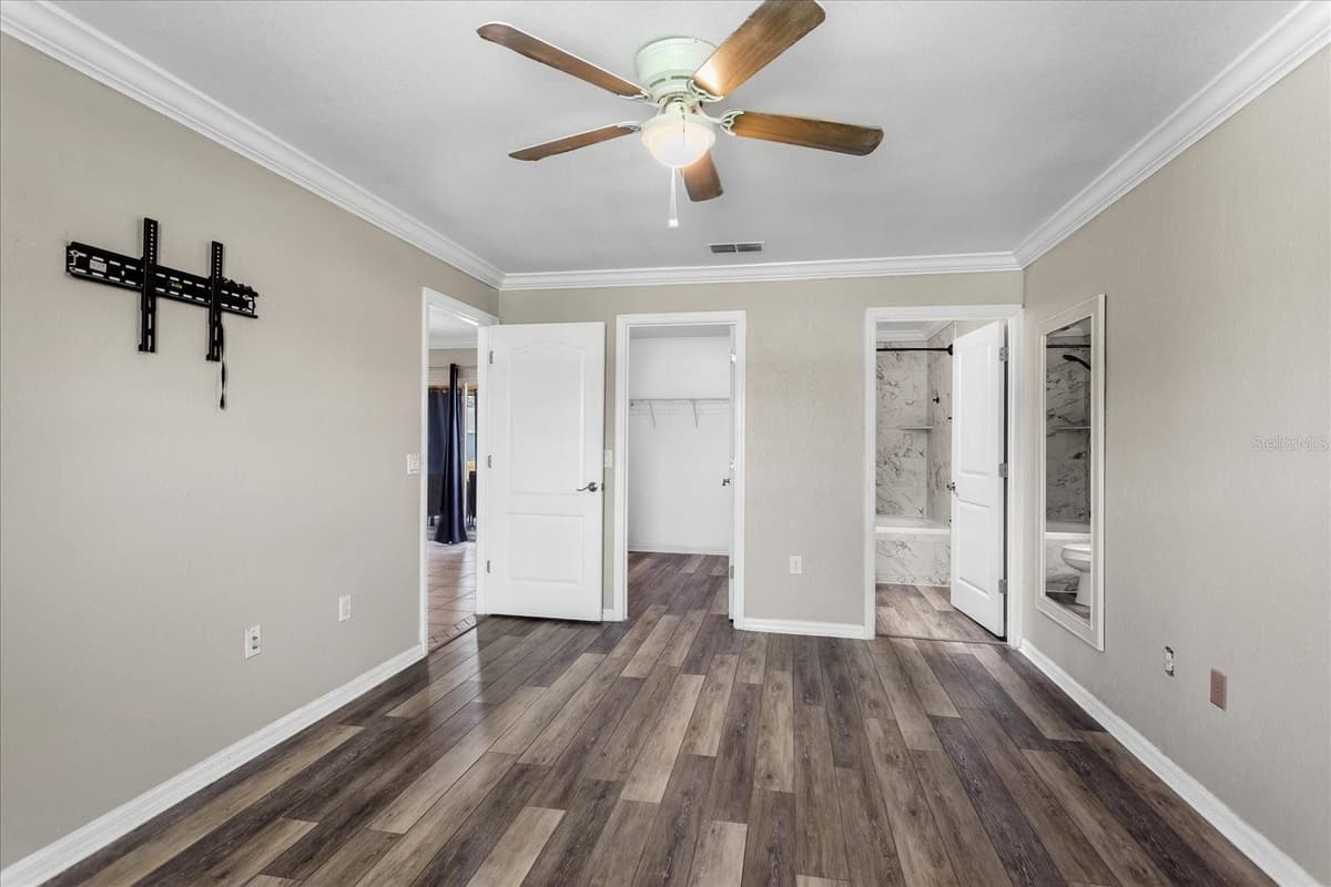 1892 MONTEBELLO AVENUE — photo 13 of 26