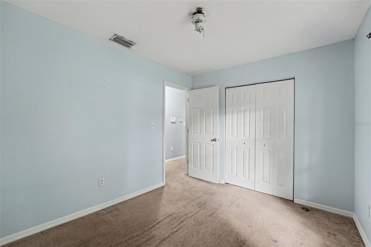 406 PHOSPHATE BOULEVARD — photo 14 of 26