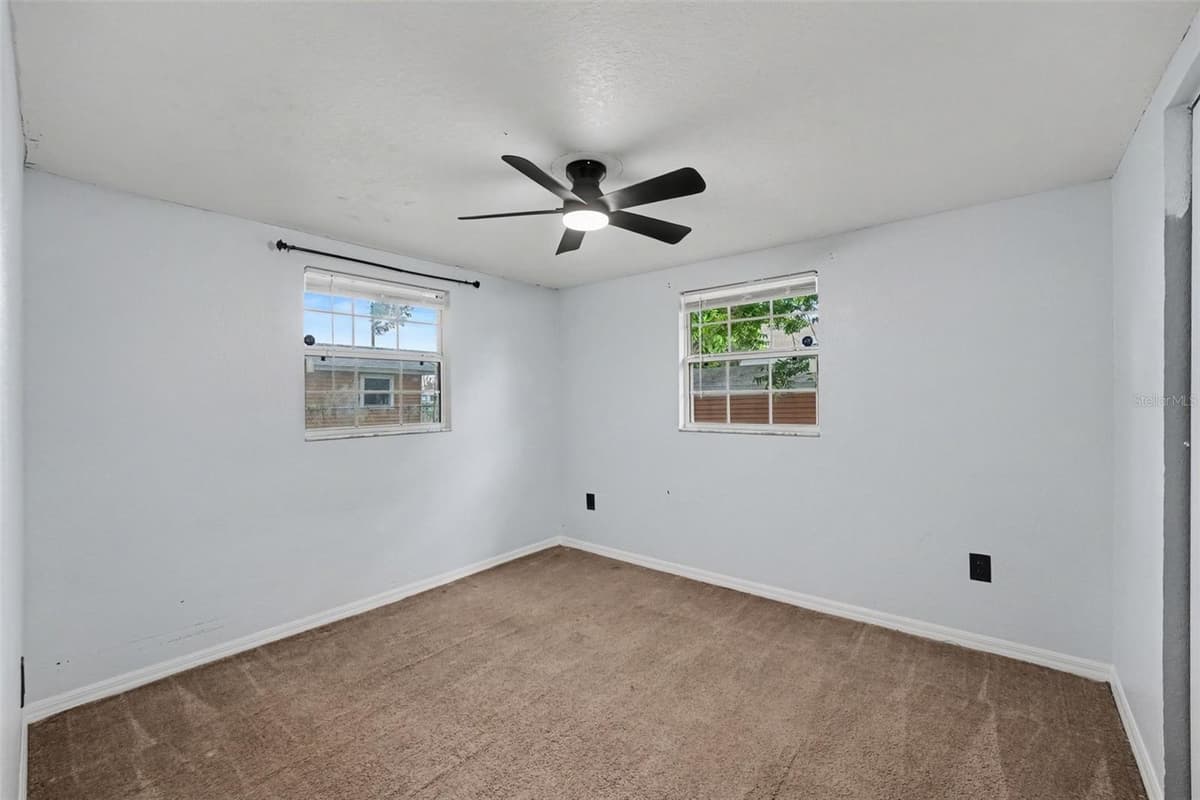 406 PHOSPHATE BOULEVARD — photo 18 of 26