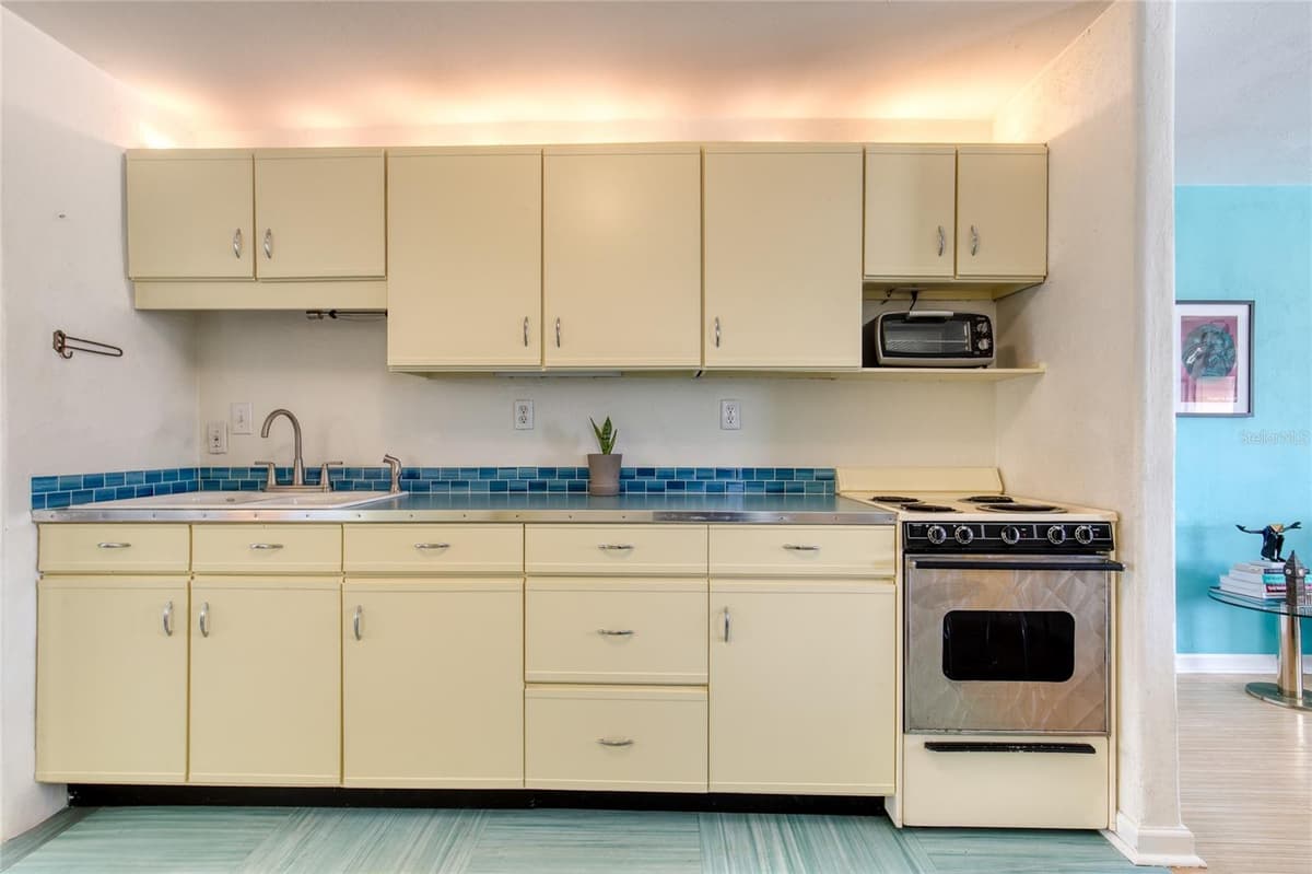 12 OCEAN SHORE DRIVE — photo 17 of 69