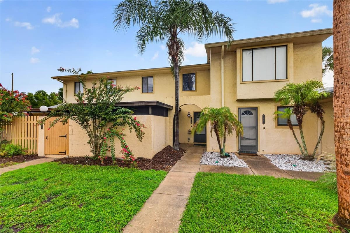 9005 PEBBLE CREEK DRIVE — photo 1 of 26