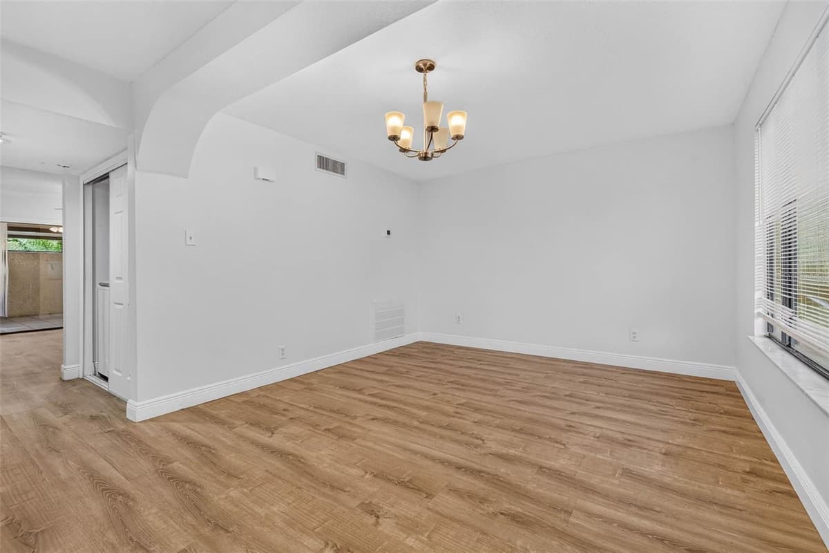 9005 PEBBLE CREEK DRIVE — photo 14 of 26