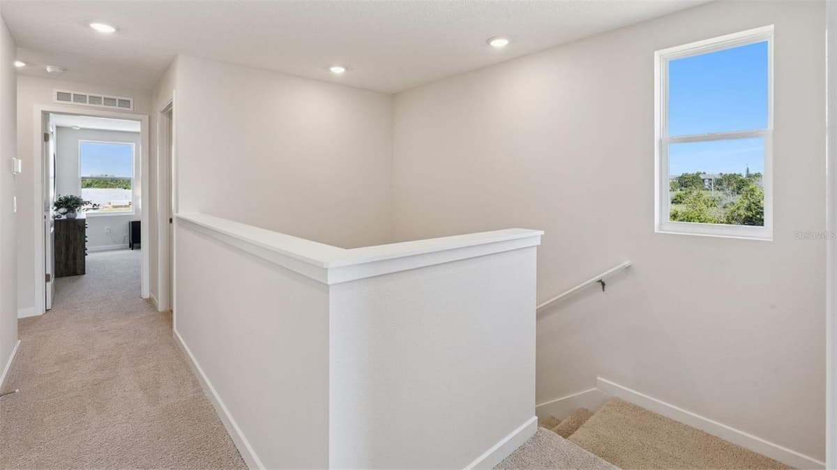 1004 PINEWOOD STREET — photo 6 of 15