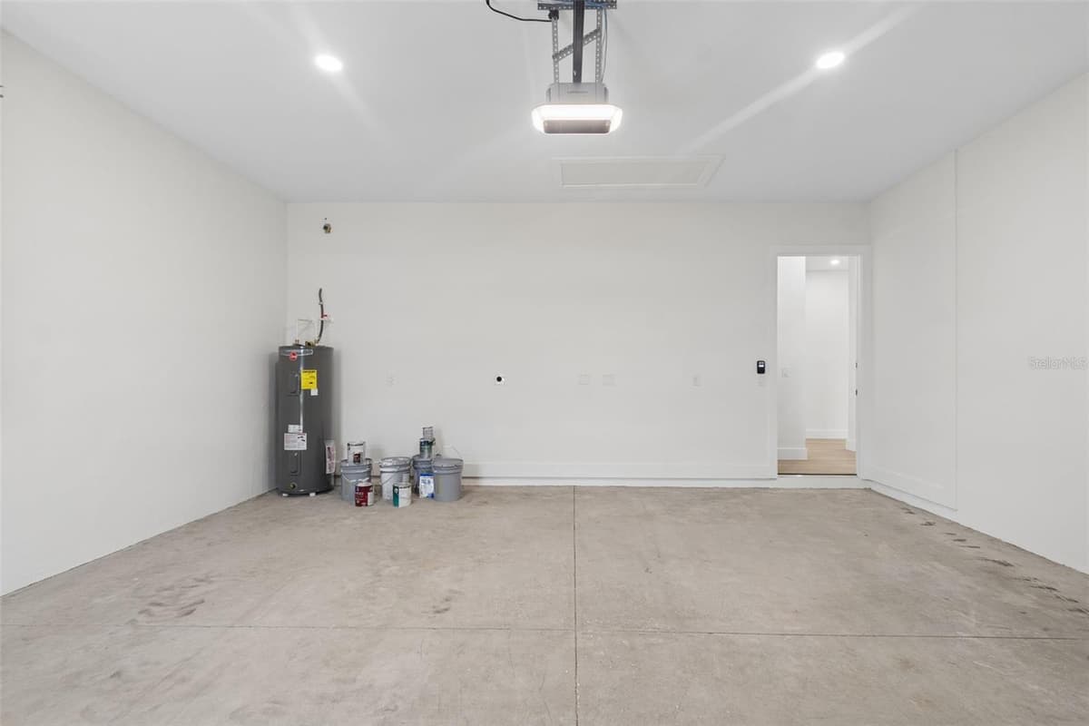 2277 SIMONTON AVENUE — photo 16 of 70