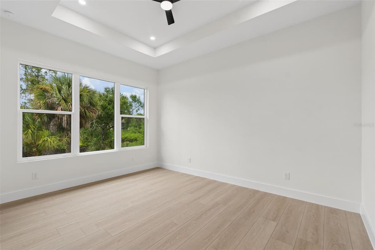 2277 SIMONTON AVENUE — photo 34 of 70
