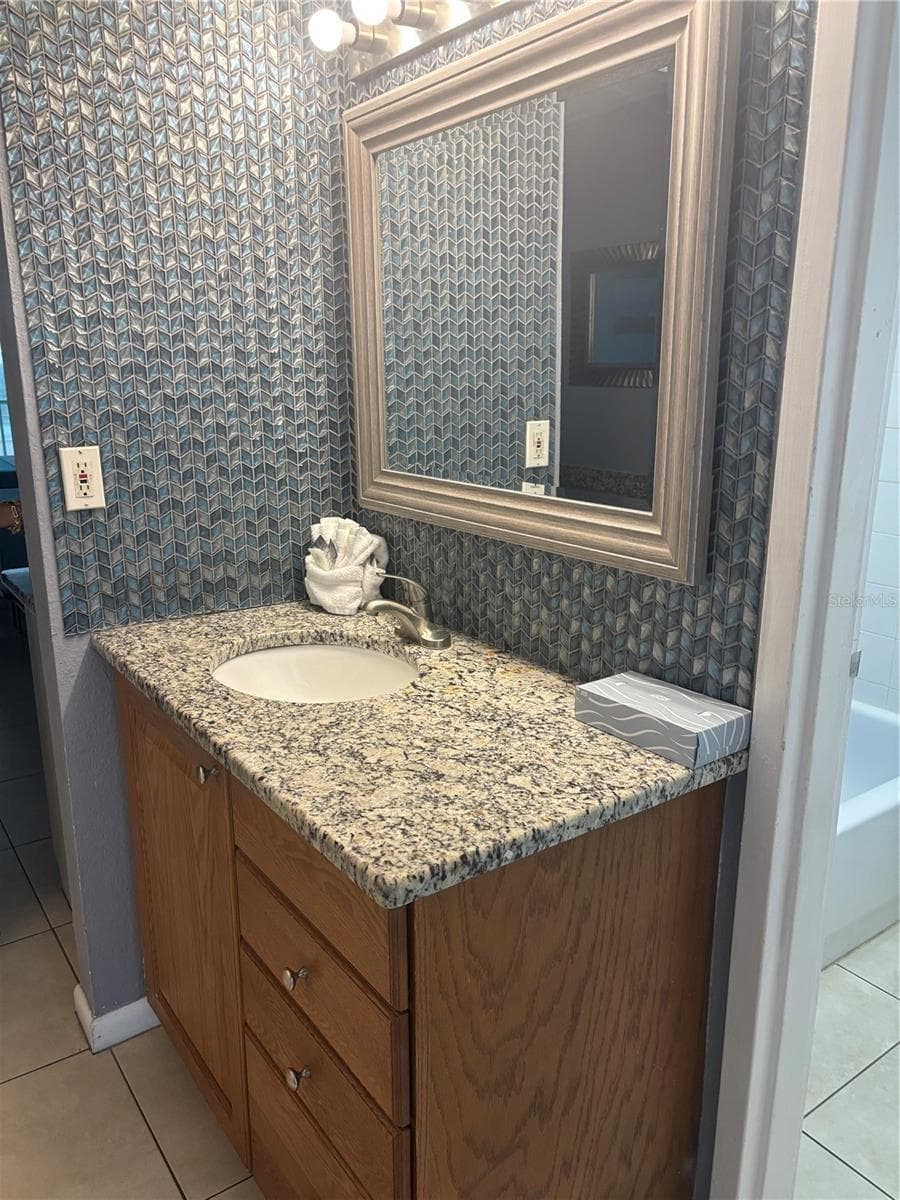 9980 GULF BOULEVARD — photo 3 of 19