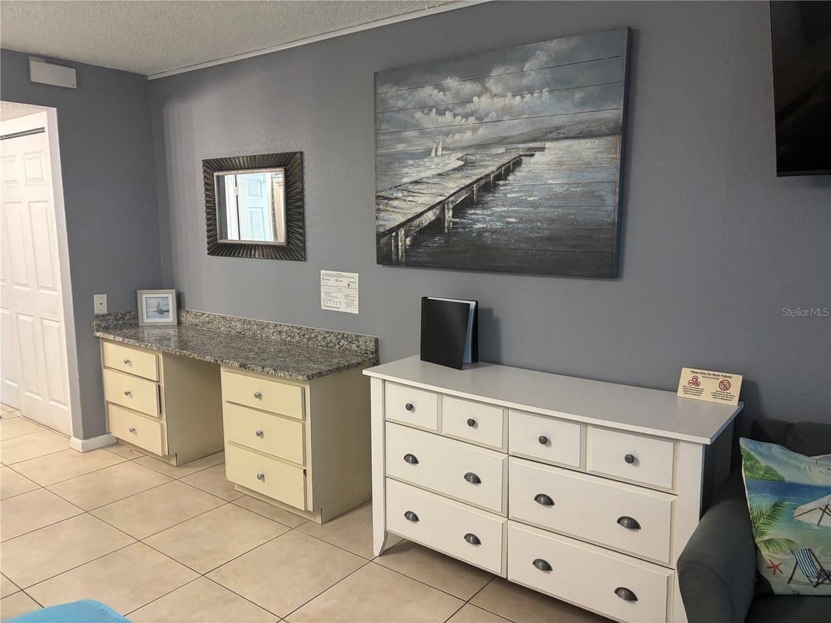 9980 GULF BOULEVARD — photo 8 of 19