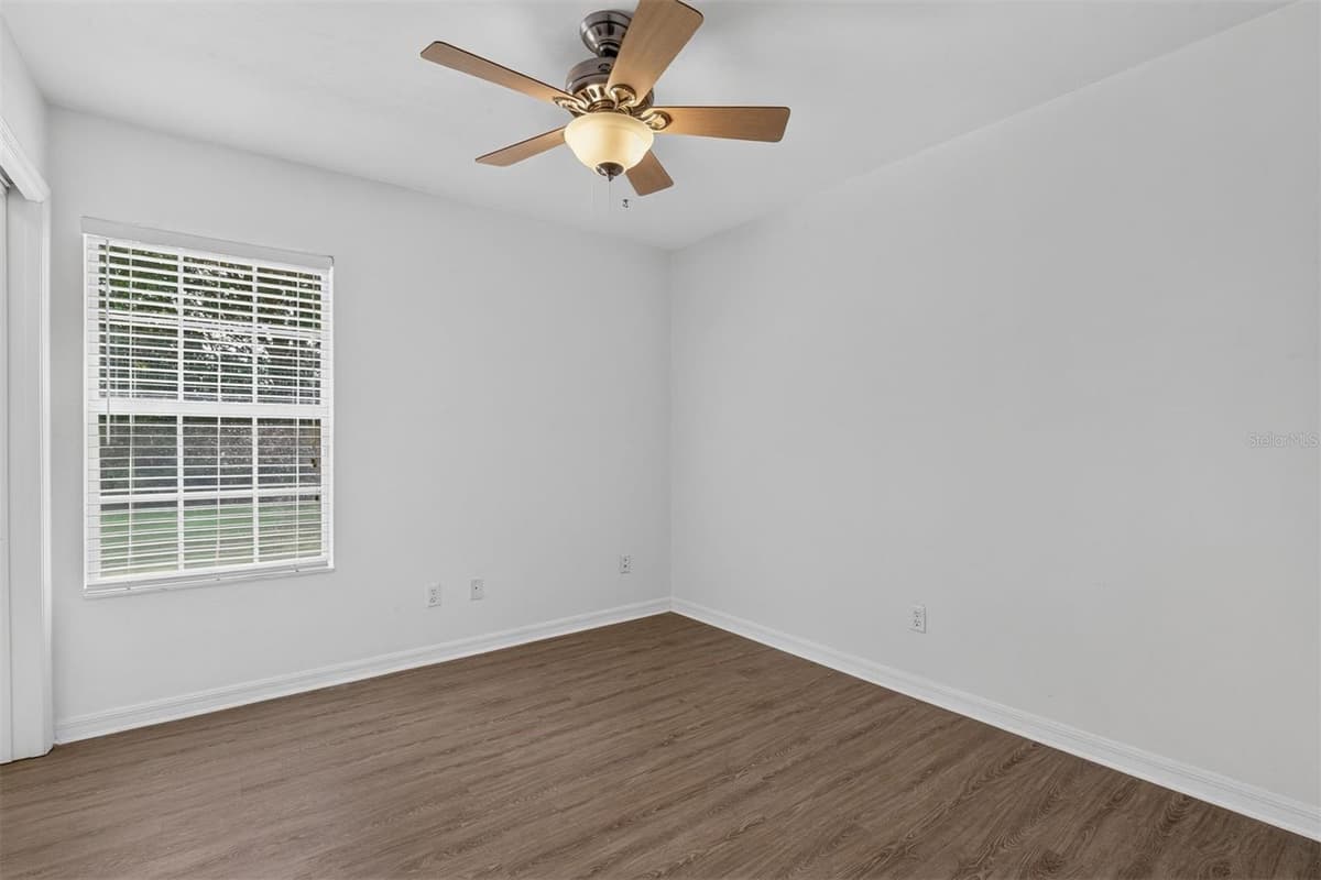 9892 95TH PLACE — photo 38 of 45