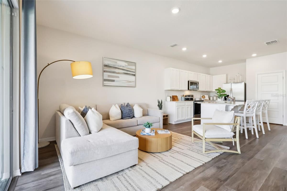 2638 OLYMPIC COURT — photo 4 of 31
