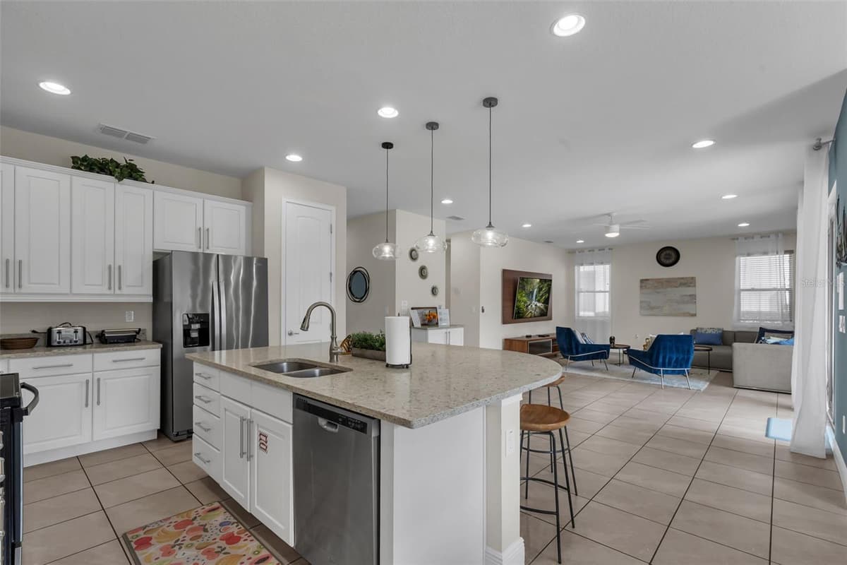 7685 FAIRFAX DRIVE — photo 10 of 52