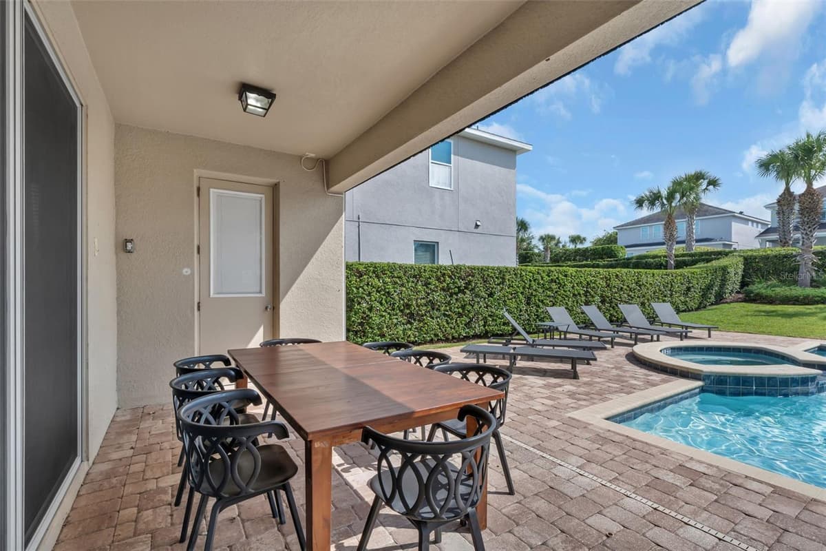 7685 FAIRFAX DRIVE — photo 36 of 52