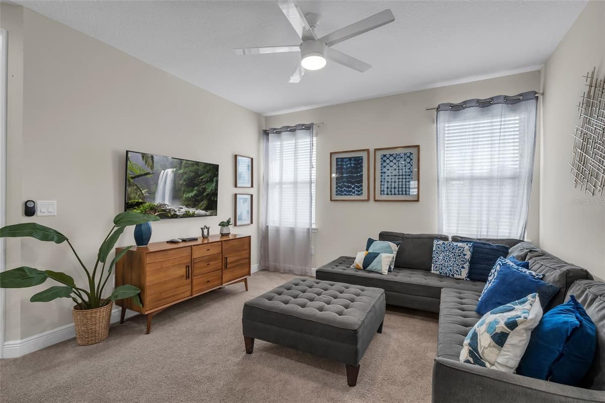 7685 FAIRFAX DRIVE — photo 15 of 52
