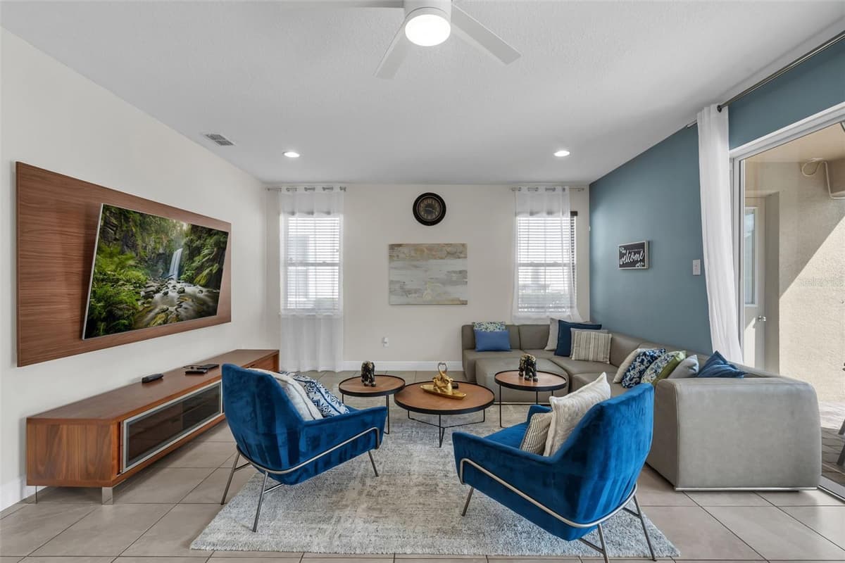7685 FAIRFAX DRIVE — photo 12 of 52