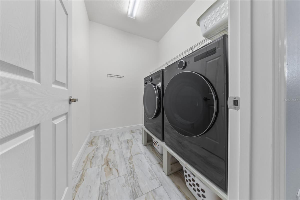 14343 BLACK LAKE PRESERVE STREET — photo 25 of 44