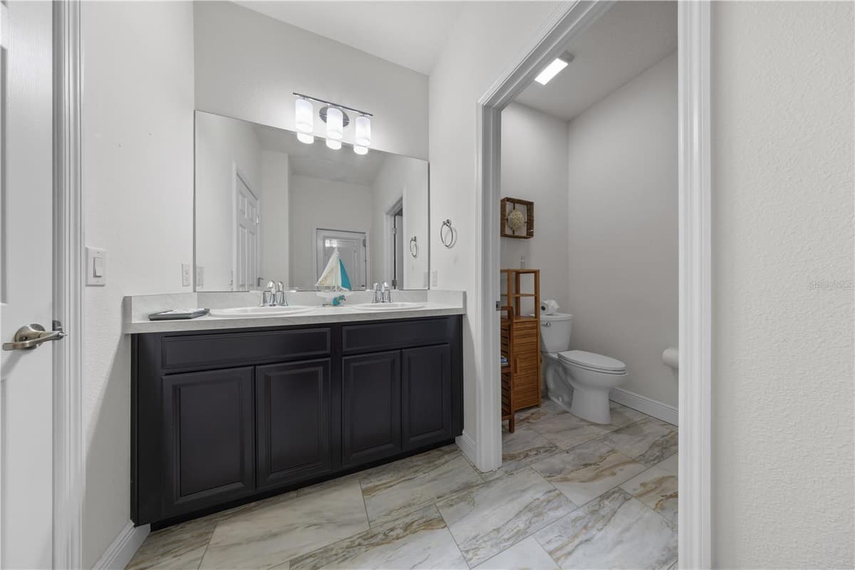 14343 BLACK LAKE PRESERVE STREET — photo 23 of 44