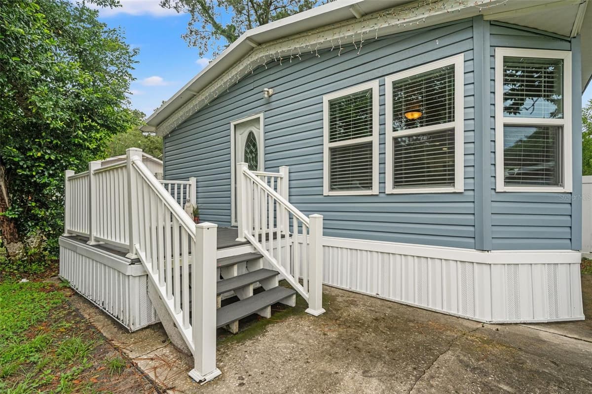 237 MONROE AVENUE — photo 1 of 35