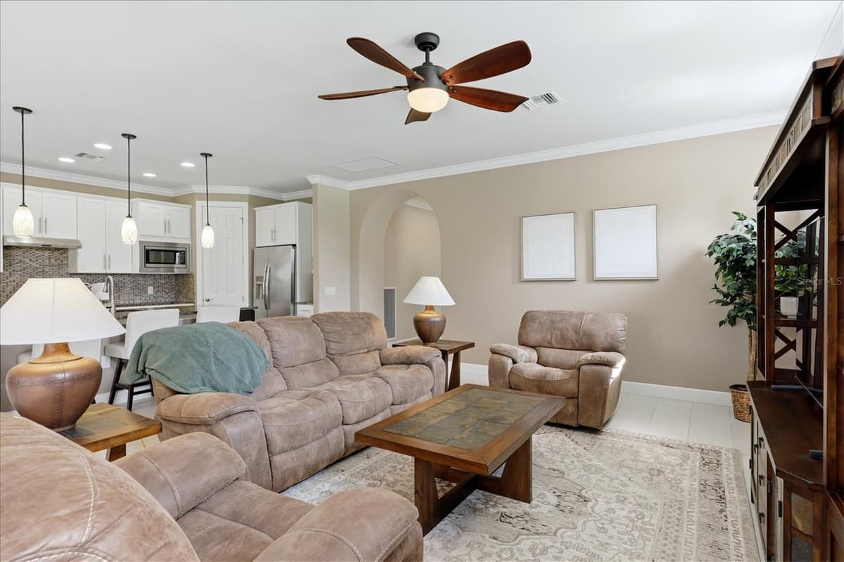 16932 PELHAM PLACE — photo 9 of 75