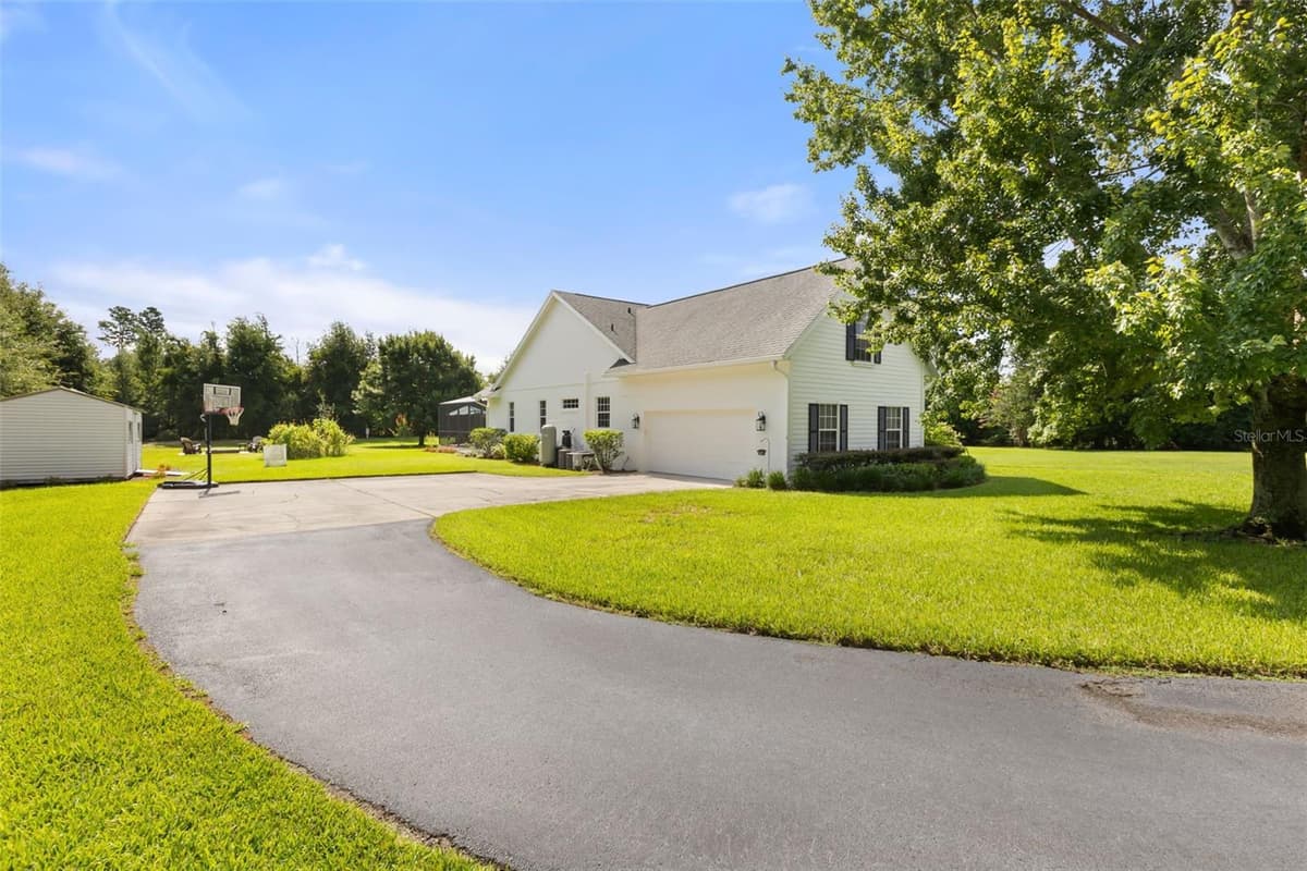 9718 QUIET LANE — photo 39 of 47