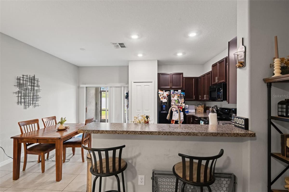 7627 FRENCH MARIGOLD AVENUE — photo 13 of 70