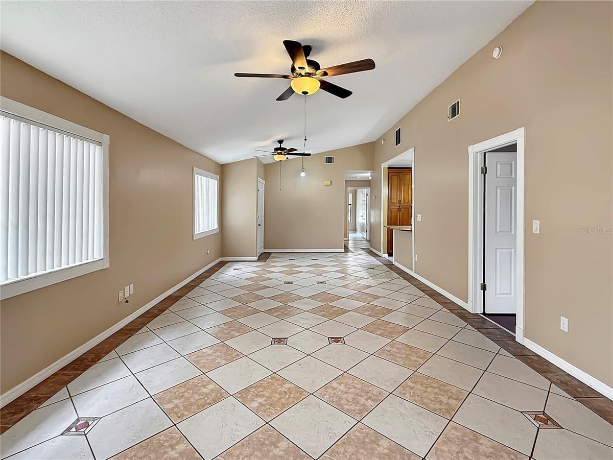 506 HARVARD PLACE — photo 13 of 25