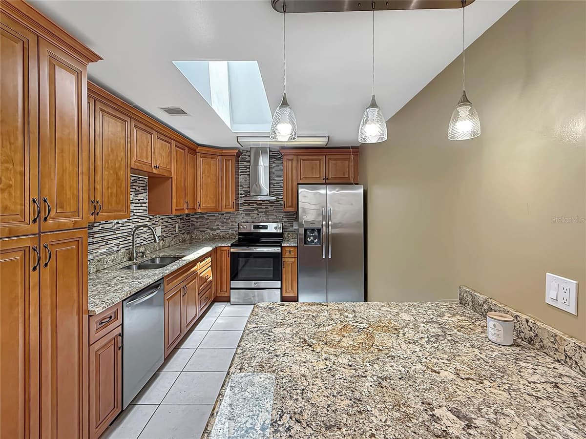 506 HARVARD PLACE — photo 9 of 25
