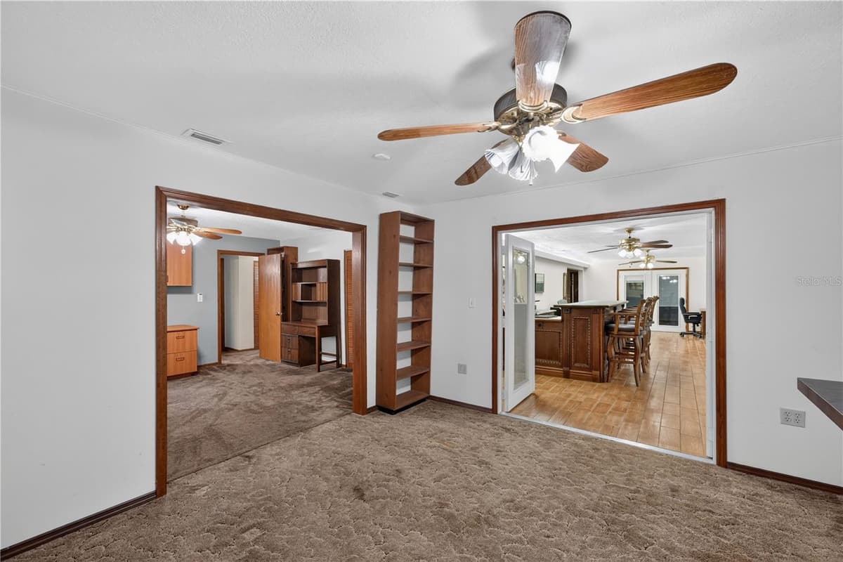 3385 WOODBERRY COURT — photo 20 of 49