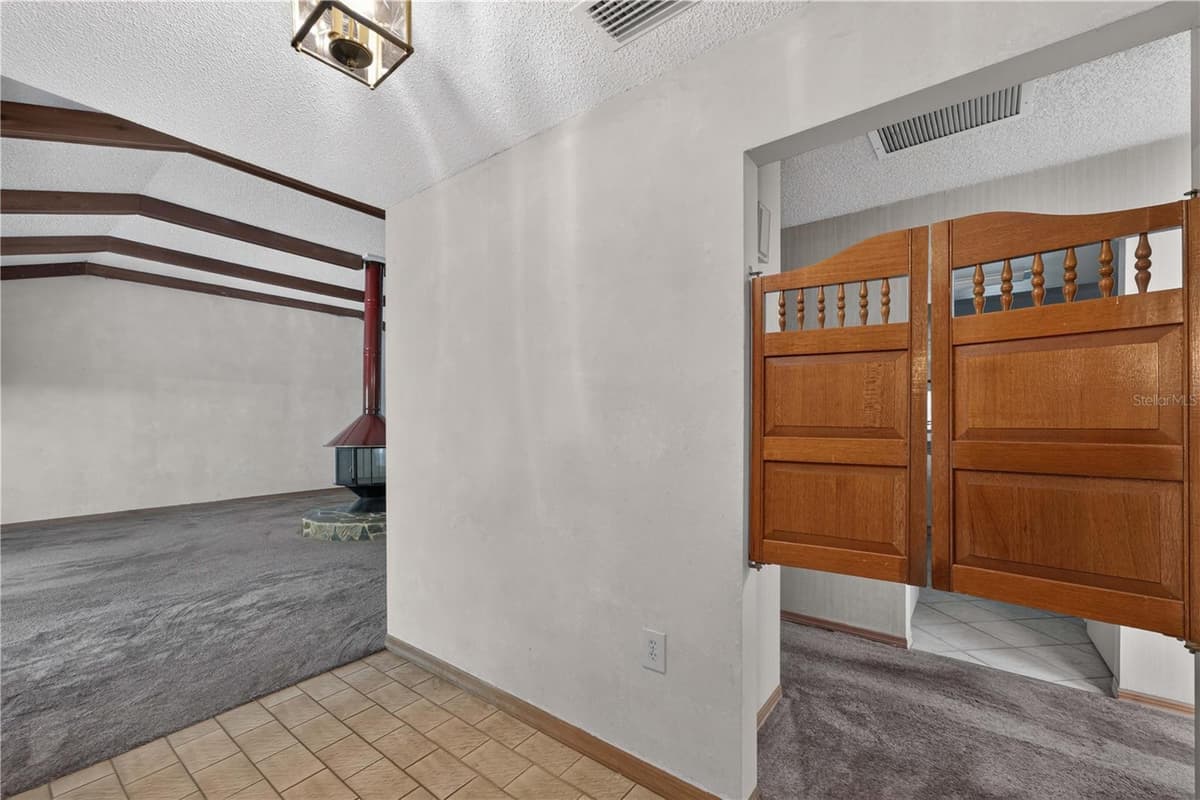 3385 WOODBERRY COURT — photo 26 of 49